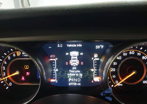 2018 Jeep Wrangler Unlimited Sport S 4X4 z USA, uszkodzony, nr VIN 1C4HJXDG2JW128965